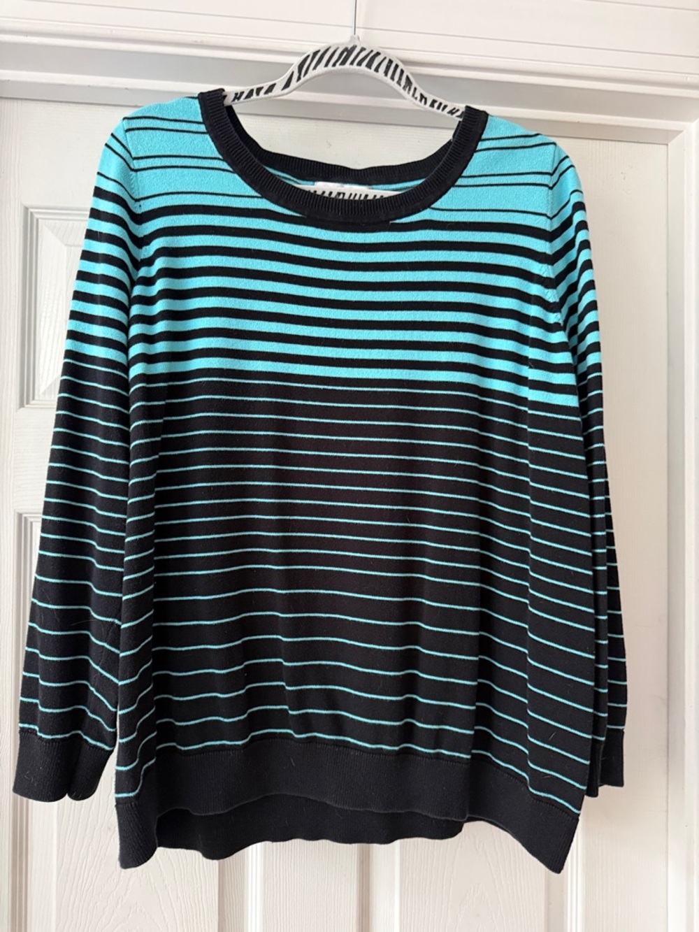 Liz Claiborne Black and Turquoise Striped Sweater